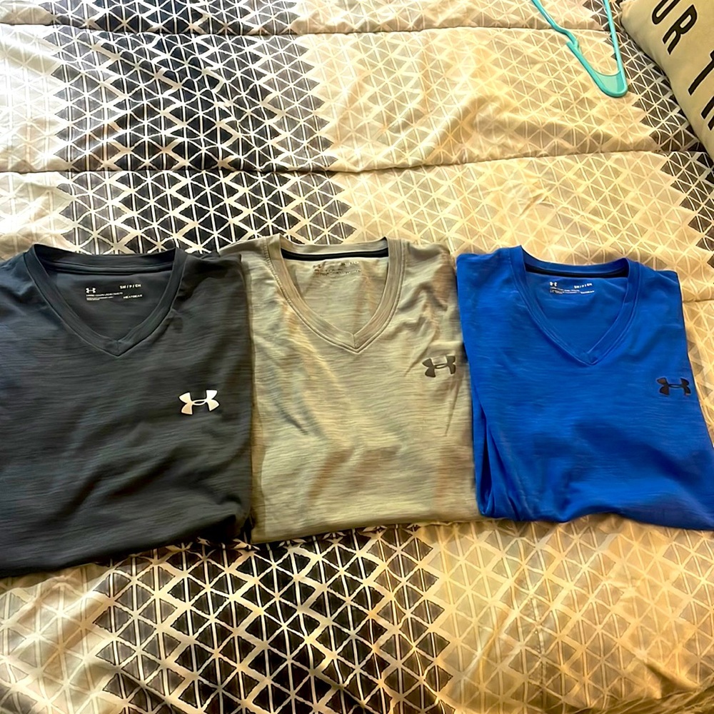 UA v neck shirts